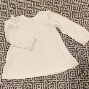 Hanna Andersson White, ruffle-sleeved t-shirt
